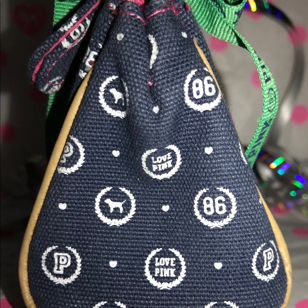 💗VS PINK VINTAGE COSMETIC BAG💗